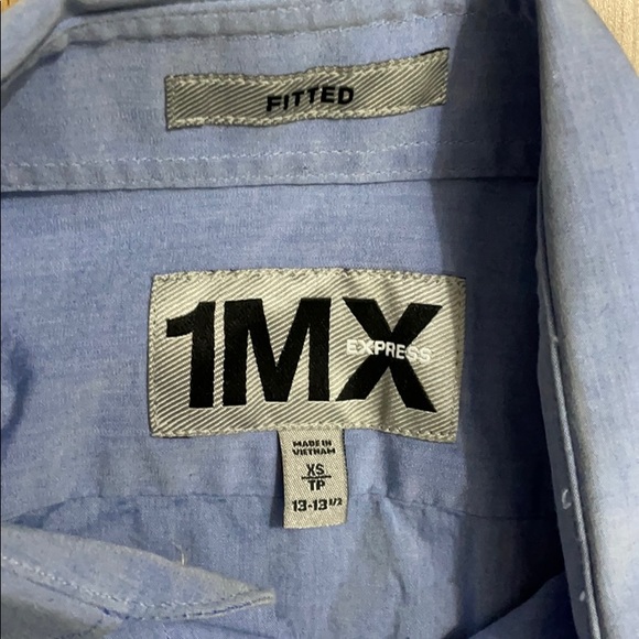 Men’s Express Button Down - Picture 2 of 2